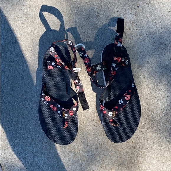 Platform floral teva!